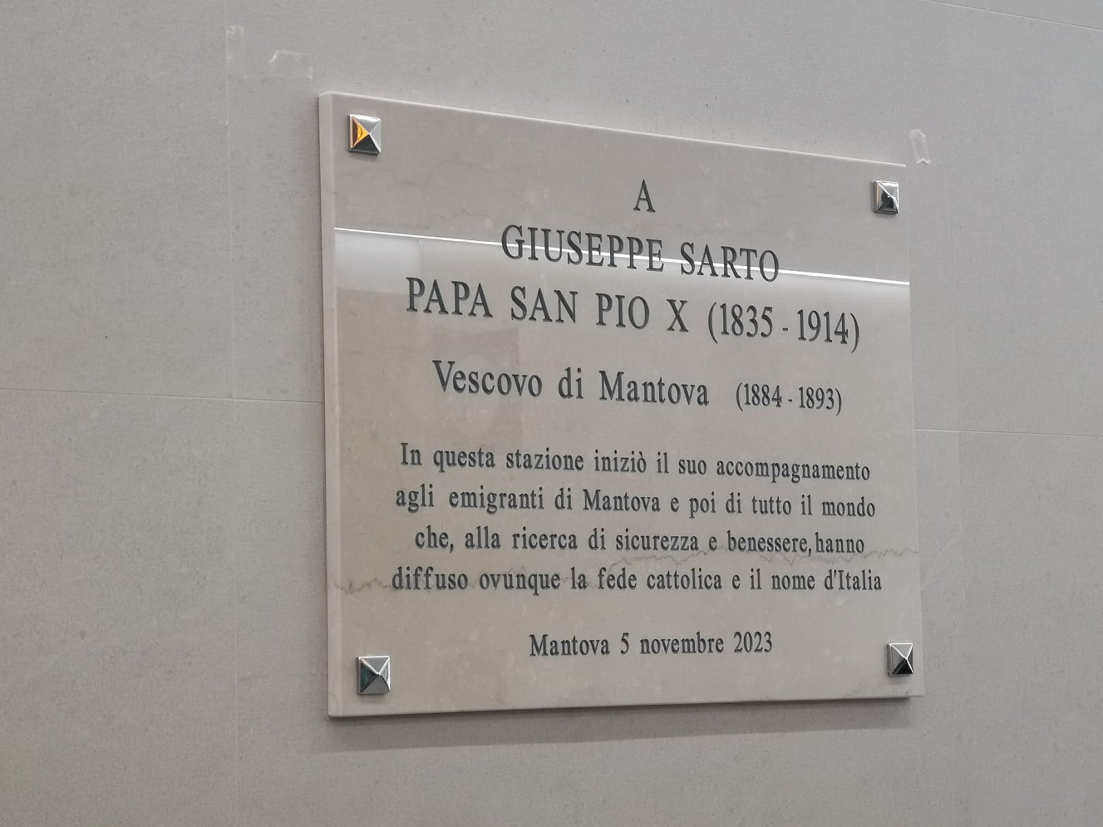 Intitolazione stazione di Mantova a San Pio X