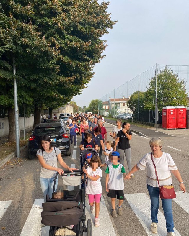 La Peregrinatio degli alunni delle elementari e della Scuola dell'Infanzia