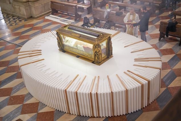 L'urna nel Duomo di Padova