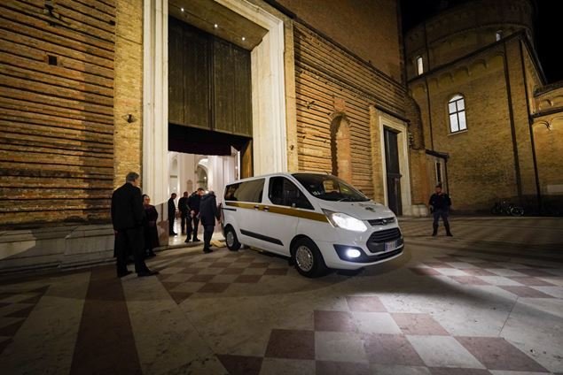L'urna nel Duomo di Padova