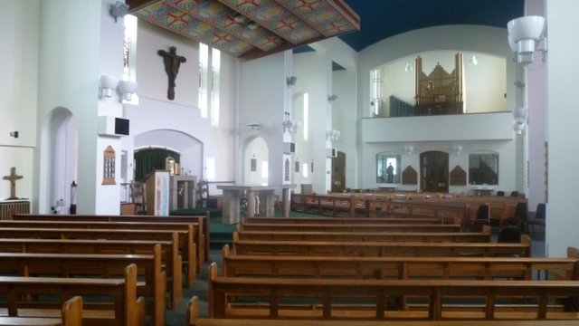 S Pius X church Grimsby inside