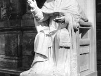 Monumento a San Pio X di Antonio Beggio nella chiesa di San Salvador a Venezia